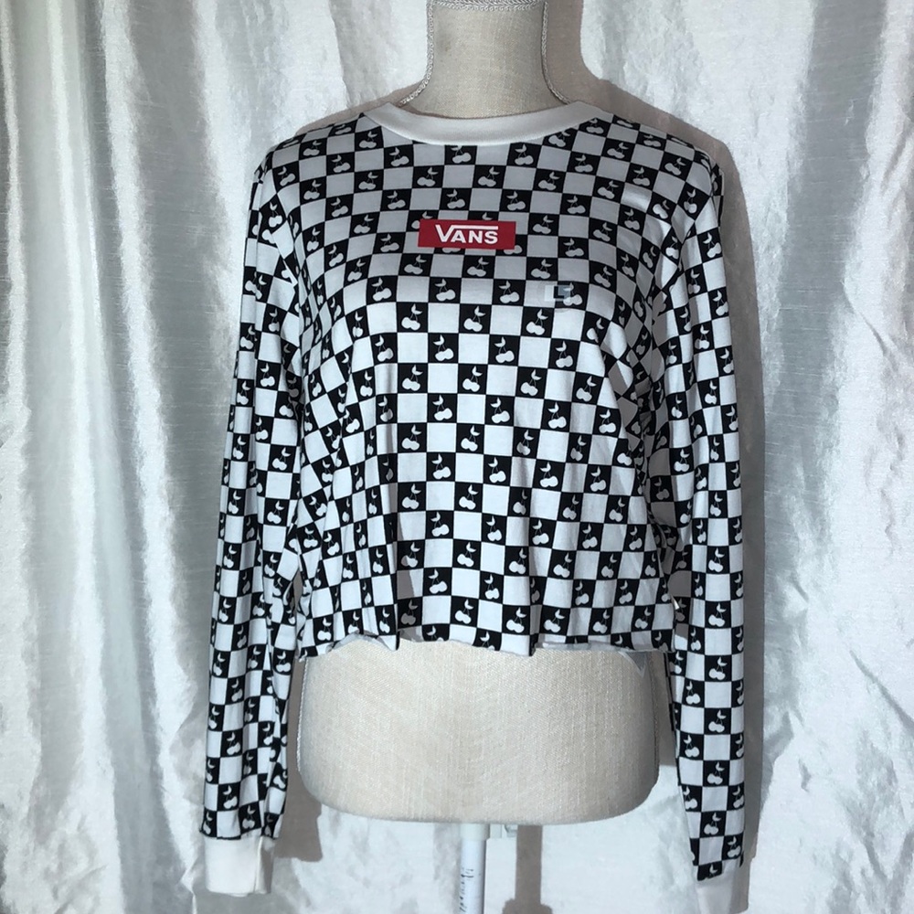 Vans brand. Long sleeve.